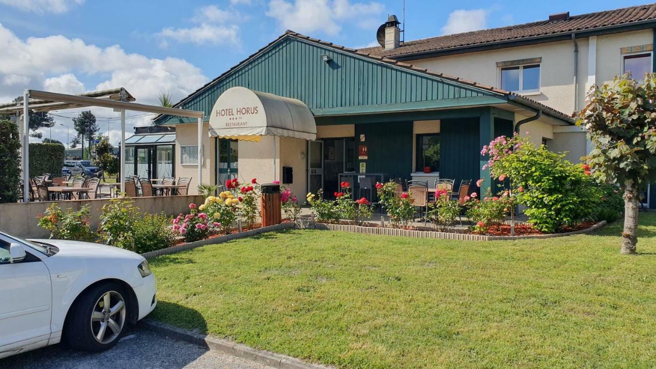 Logis Hotel Horus Restaurant Les Bruyeres Toulenne Exterior photo