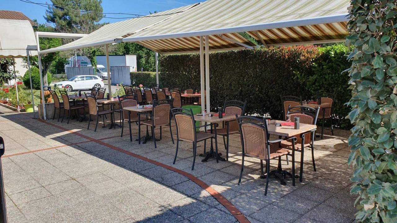 Logis Hotel Horus Restaurant Les Bruyeres Toulenne Exterior photo